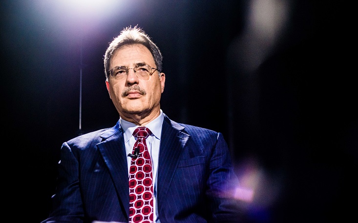 &ldquo;Partidos devem encorajar a promo&ccedil;&atilde;o de novas lideran&ccedil;as e ideias&rdquo;, diz Larry Diamond