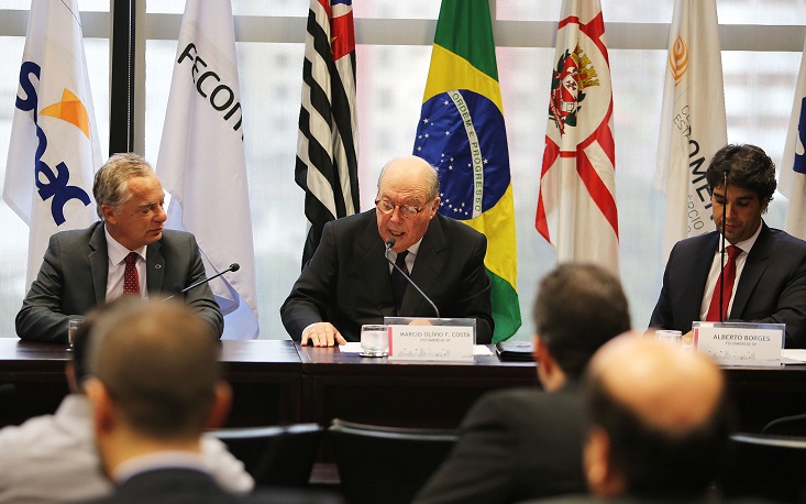 &ldquo;Simplifica&ccedil;&atilde;o tribut&aacute;ria &eacute; a bola da vez&rdquo;, afirma diretor do Confaz em reuni&atilde;o do CAT