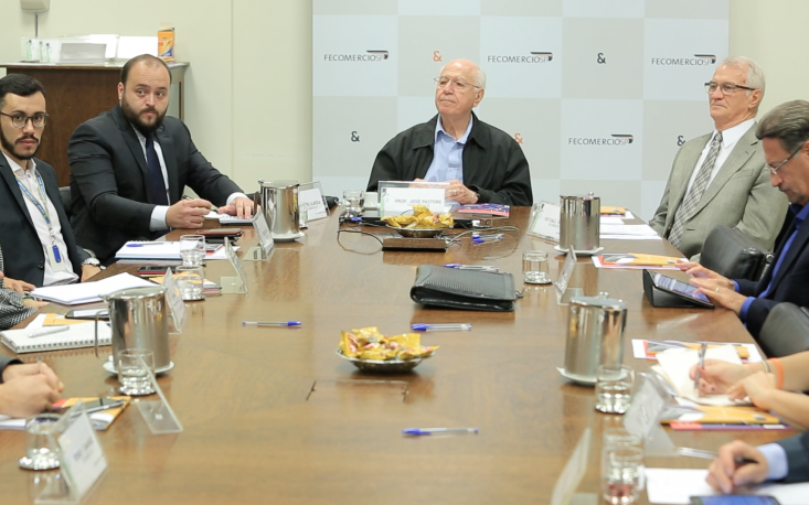 FecomercioSP e empresas do varejo discutem prioridades das negocia&ccedil;&otilde;es coletivas