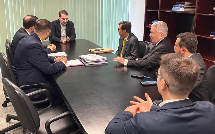 Comitiva do setor de Servi&ccedil;os leva ao Senado preocupa&ccedil;&atilde;o quanto ao aumento da carga tribut&aacute;ria