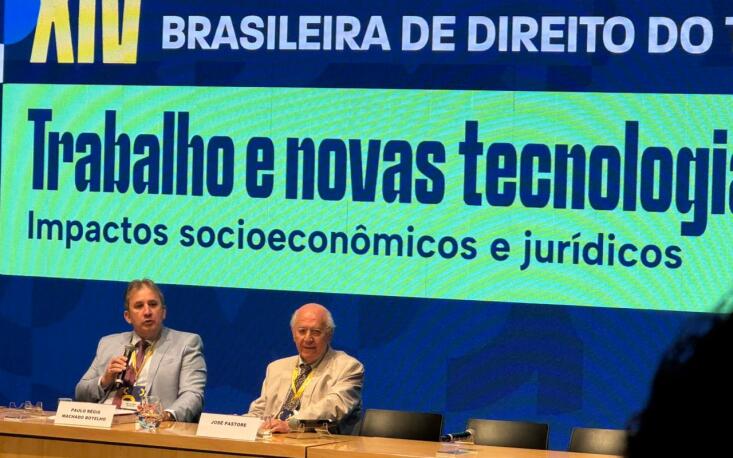 Jos&eacute; Pastore palestra no segundo dia do evento