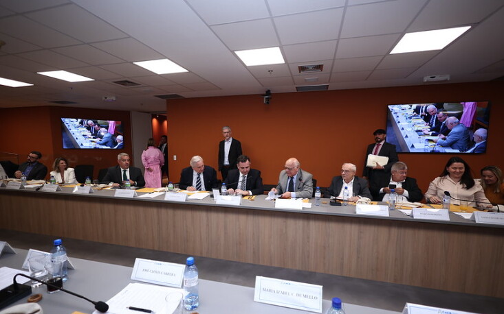 Encontro debateu os ajustes necess&aacute;rios no texto que trata da regulamenta&ccedil;&atilde;o da Reforma Tribut&aacute;ria e a import&acirc;ncia da manuten&ccedil;&atilde;o da competitividade do Simples Nacional (Cr&eacute;dito: CACB Oficial)