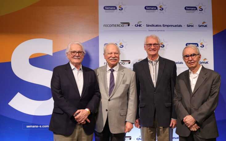 Luiz Francisco Salgado, diretor regional do Senac-SP; Luiz Galina, diretor do Sesc-SP; Dall'Acqua e Ant&ocirc;nio Borges, superintendente da FecomercioSP