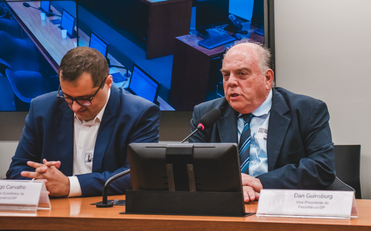 Dan Guinsburg, vice-presidente da FecomercioSP e presidente do Sincovat, e o assessor Thiago Carvalho representaram a Federa&ccedil;&atilde;o (Cr&eacute;dito: Felipe Soares)