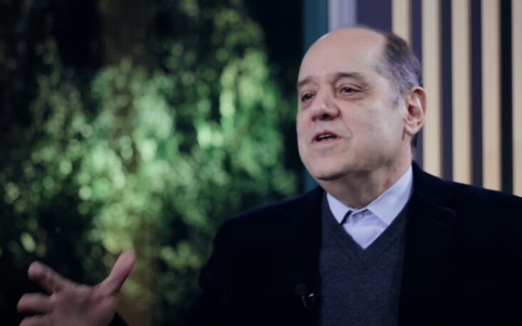 Regula&ccedil;&atilde;o pode conter os perigos das plataformas digitais e da Intelig&ecirc;ncia Artificial