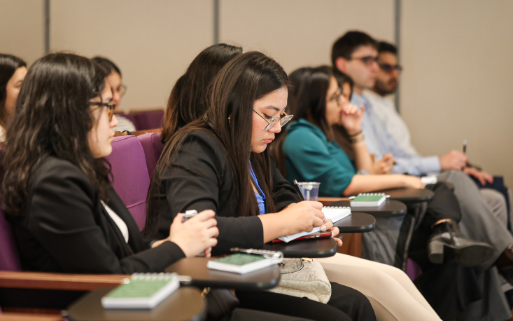 Alunos visitaram empresas, entrepostos comerciais e entidades representativas do setor produtivo (Cr&eacute;dito: Edilson Dias)