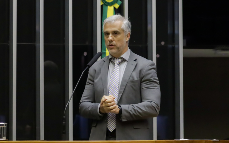 Andr&eacute; Luiz Sacconato salienta que moderniza&ccedil;&atilde;o n&atilde;o &eacute; ato contra servidor: trata-se de um avan&ccedil;o em prol do reconhecimento dos talentos