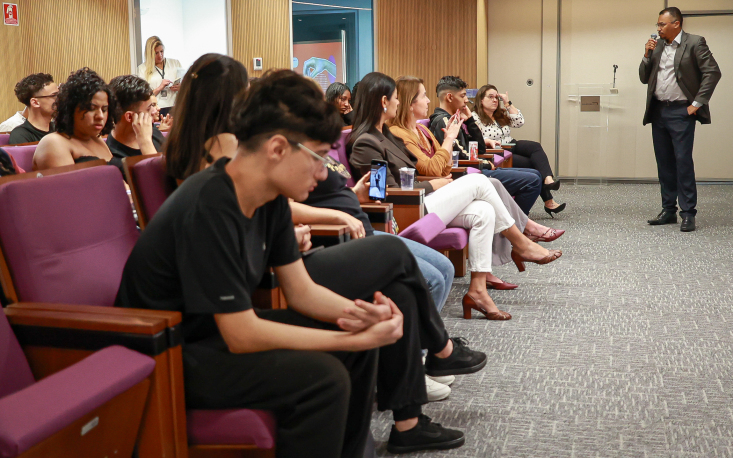 A turma ouviu atentamente a apresenta&ccedil;&atilde;o institucional do assessor jur&iacute;dico Reinaldo Mendes (Imagem: Edilson Dias)