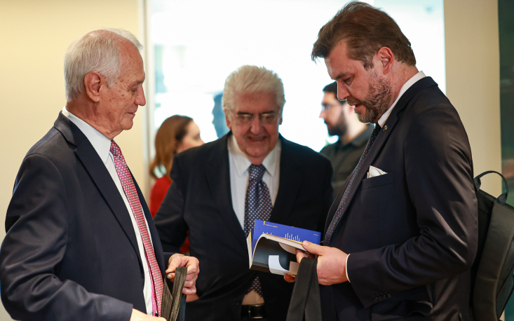 Ivo Dall&rsquo;Acqua, Rubens Medrano e o C&ocirc;nsul Baczyński