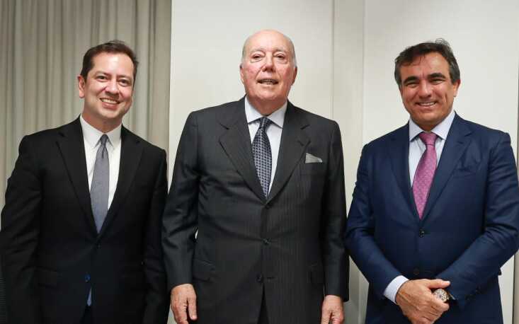 Andrade, Costa e Torres no encerramento da reuni&atilde;o (Cr&eacute;dito: Edilson Dias/FecomercioSP)