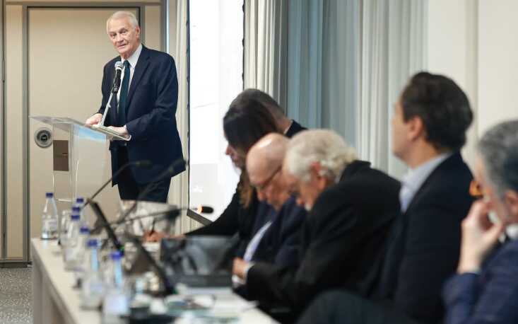 Ivo Dall'Acqua J&uacute;nior, presidente em exerc&iacute;cio da FecomercioSP na abertura da reuni&atilde;o (Imagem: Edilson Dias)