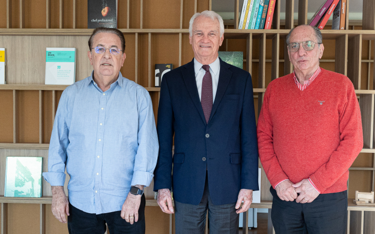 Luiz Carlos Motta, Ivo Dall'Acqua e Ricardo Patah, presidente do Sindicato dos Comerci&aacute;rios de S&atilde;o Paulo