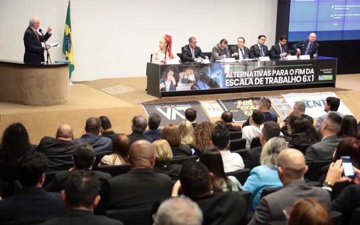 As redu&ccedil;&otilde;es de jornada devem ocorrer de forma gradual e negociada, respeitando as particularidades de cada setor