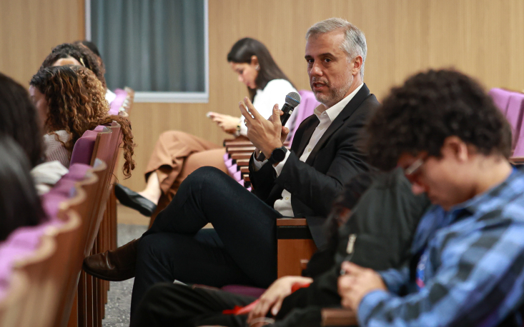 O economista Andr&eacute; Sacconato exp&ocirc;s a necessidade de aprovarmos a Reforma Administrativa (Imagem: Edilson Dias)