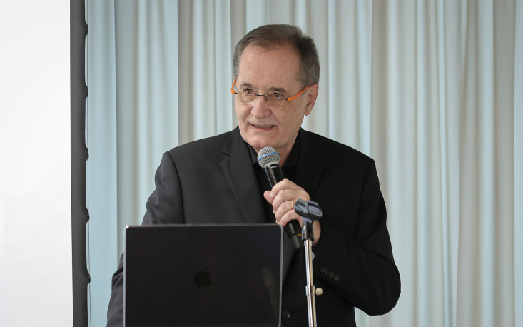 "IA deixou de ser tend&ecirc;ncia para se tornar parte da opera&ccedil;&atilde;o di&aacute;ria", enfatizou Longo