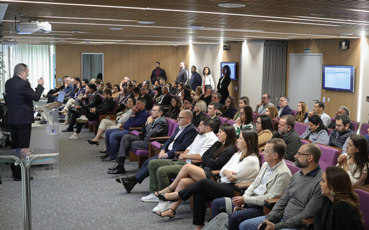 Encontro integrou o Comit&ecirc; de Relacionamento das Assessorias de Comunica&ccedil;&atilde;o e Marketing, o Comit&ecirc; de Relacionamento de Assessorias Econ&ocirc;micas e Especiais e o Comit&ecirc; de Relacionamento das Assessorias Jur&iacute;dicas